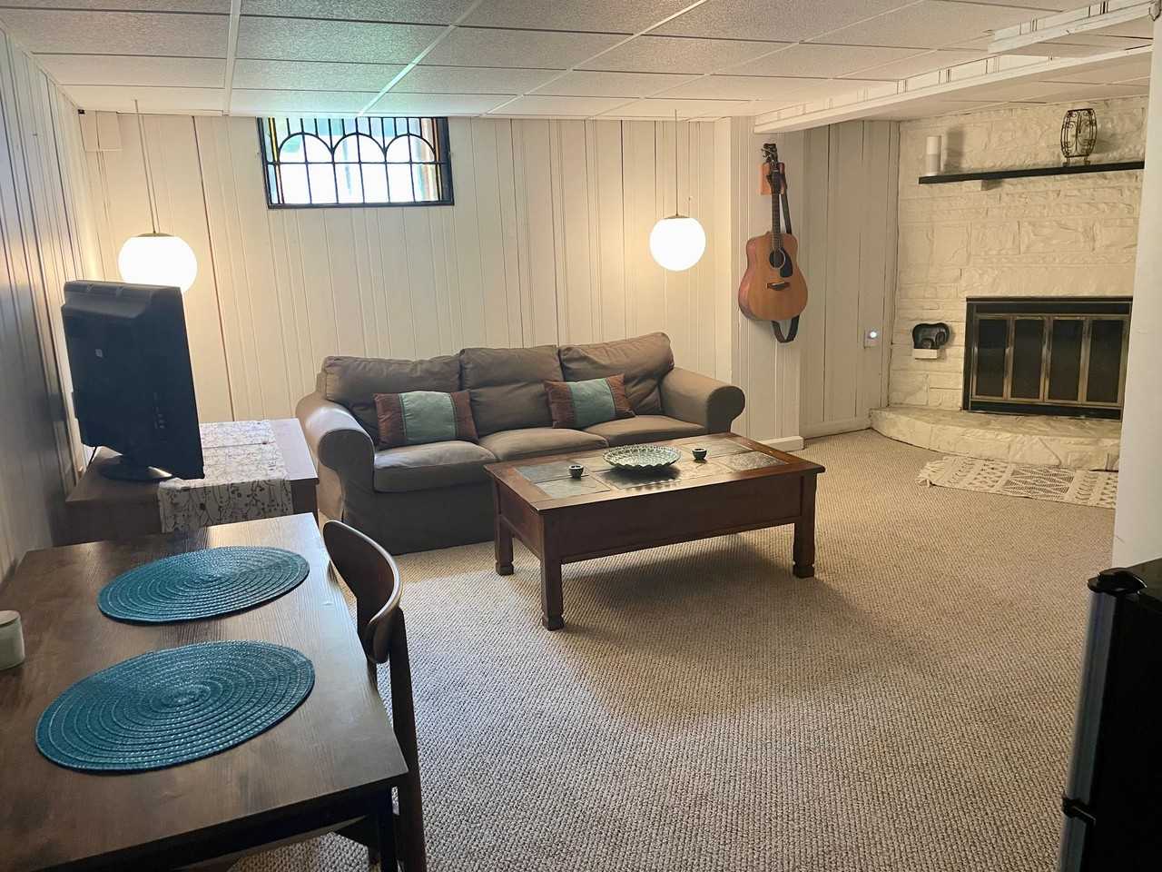 716 Southern Ave - Photo 2 of 13