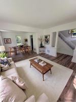 featured image of 218 Goguac St W