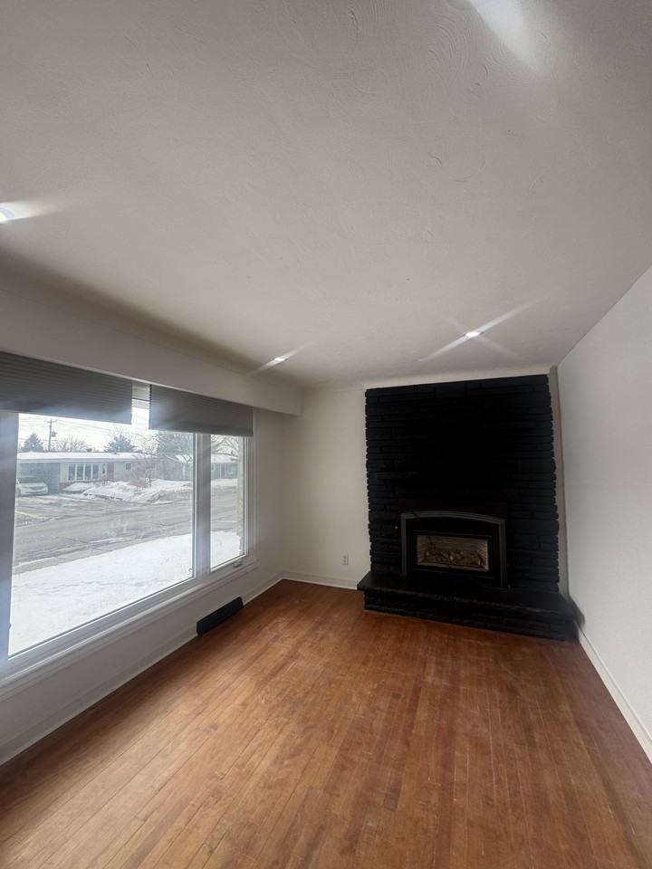 89 Rue Bagot - Photo 6 of 10
