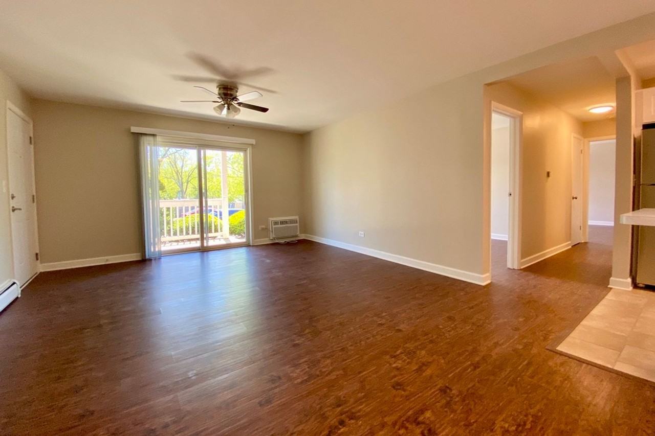Maple Apts - Photo 3 of 32