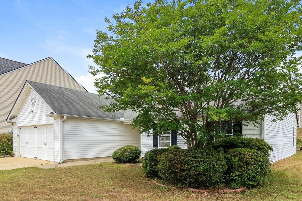 226 Overlook Ct - Photo 3 of 16