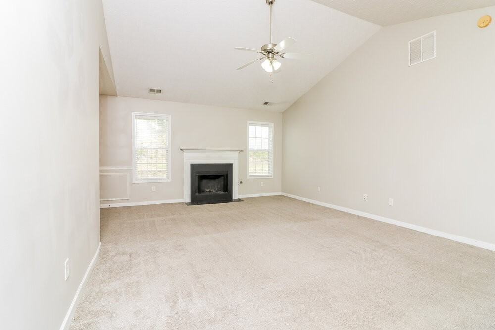 226 Overlook Ct - Photo 5 of 16