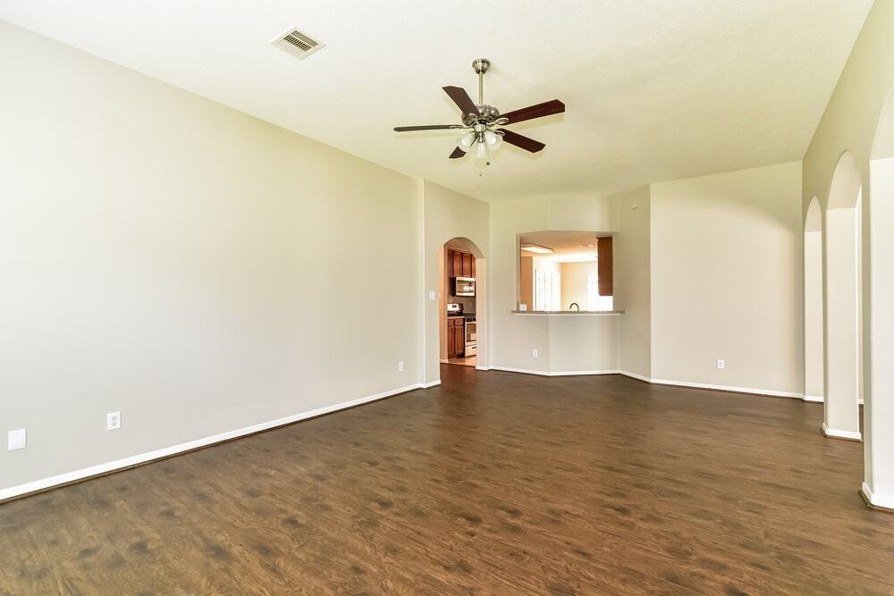 3705 Burwood Ct - Photo 2 of 16