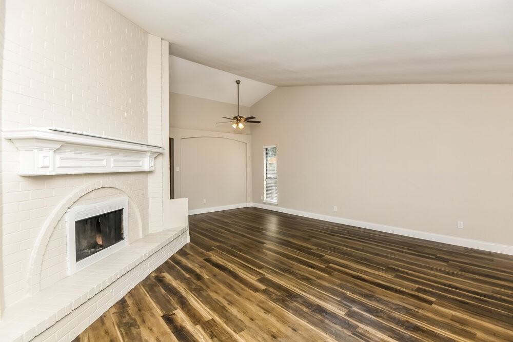 6707 Greenspring Dr - Photo 3 of 16