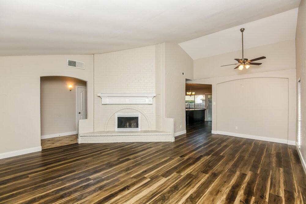 6707 Greenspring Dr - Photo 4 of 16