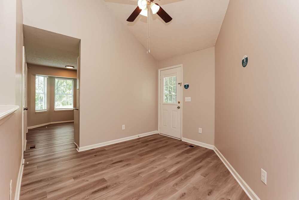 1610 Cedar Tree Ln - Photo 5 of 25