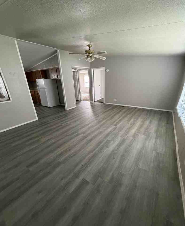111 5th St - Photo 2 of 11