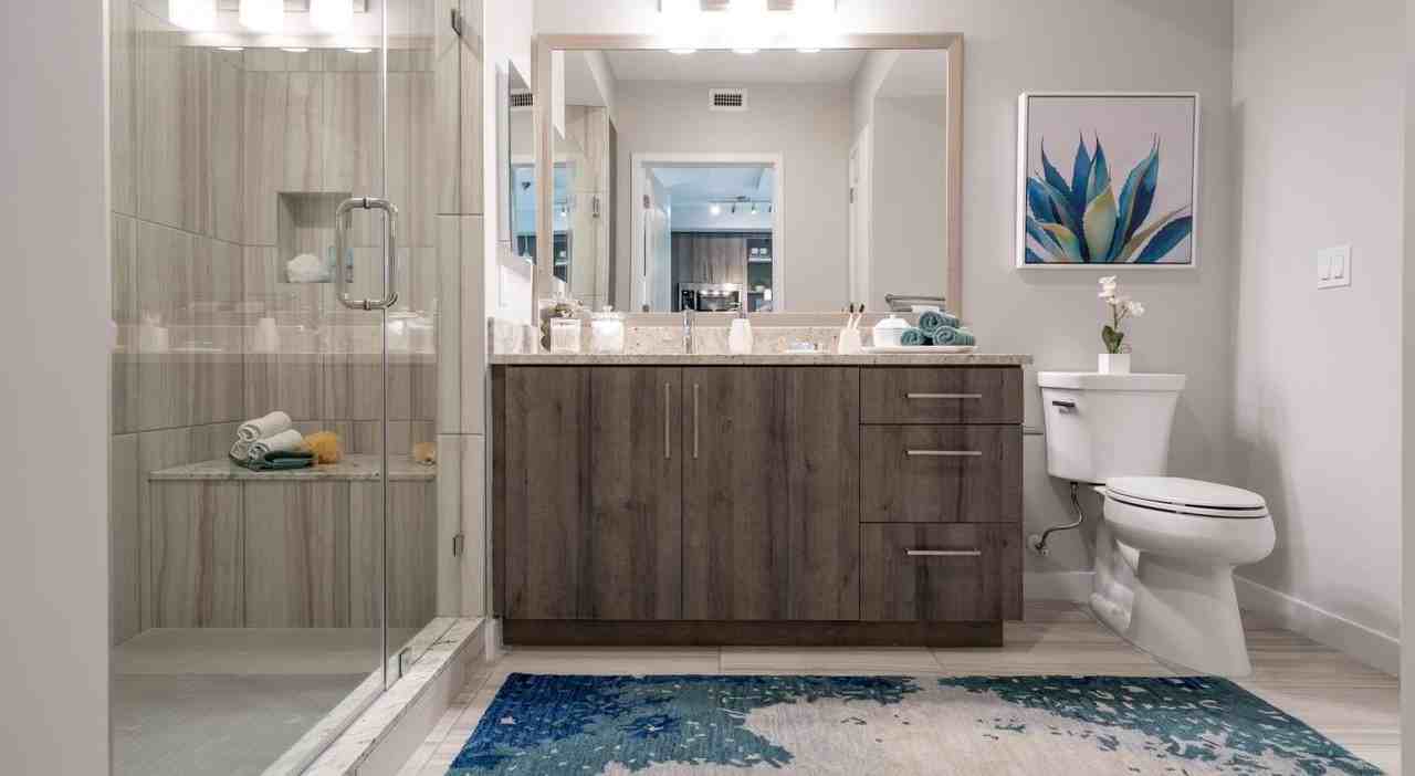 4720 Northwest 85th Avenue - Photo 5 of 12