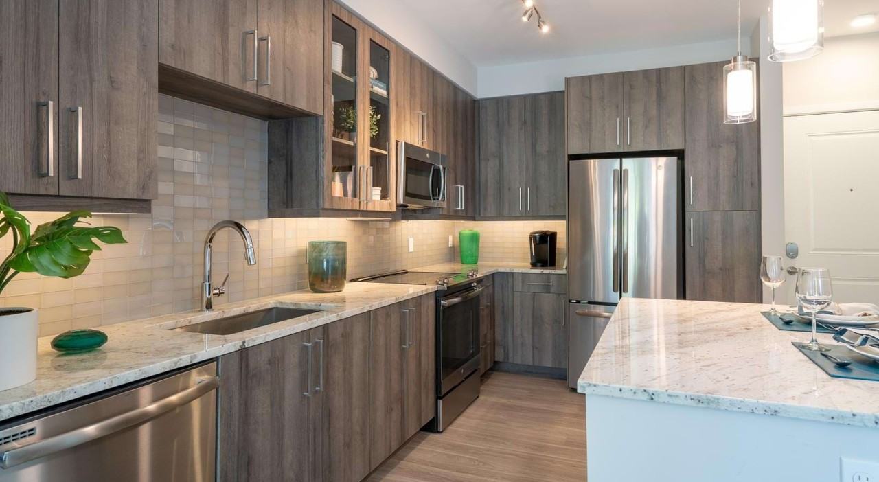 4720 Northwest 85th Avenue - Photo 3 of 12