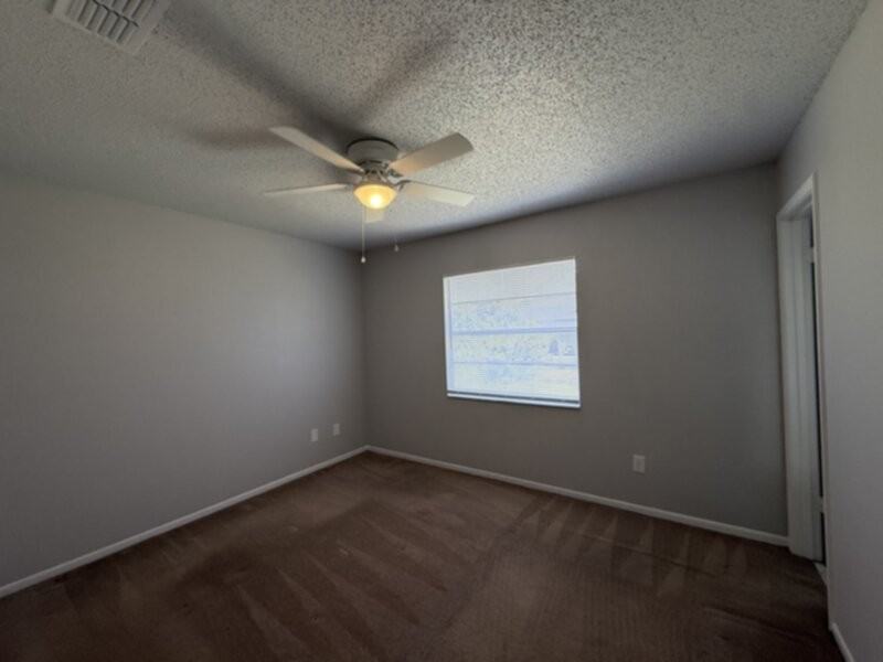 3940 Alpert Dr - Photo 5 of 9