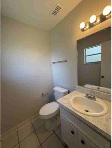 3940 Alpert Dr - Photo 6 of 9