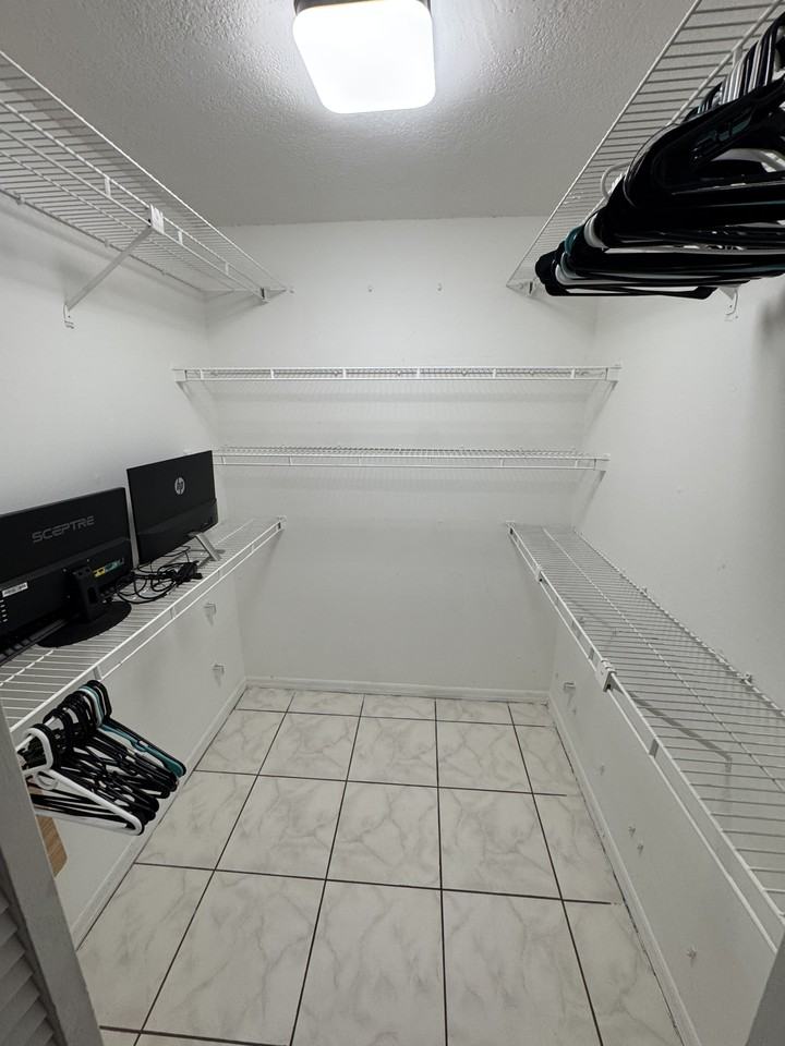 763 Country Woods Cir #NA - Photo 6 of 12