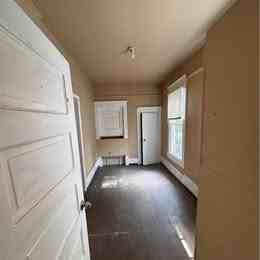 1204 W 29th St #NA - Photo 3 of 12