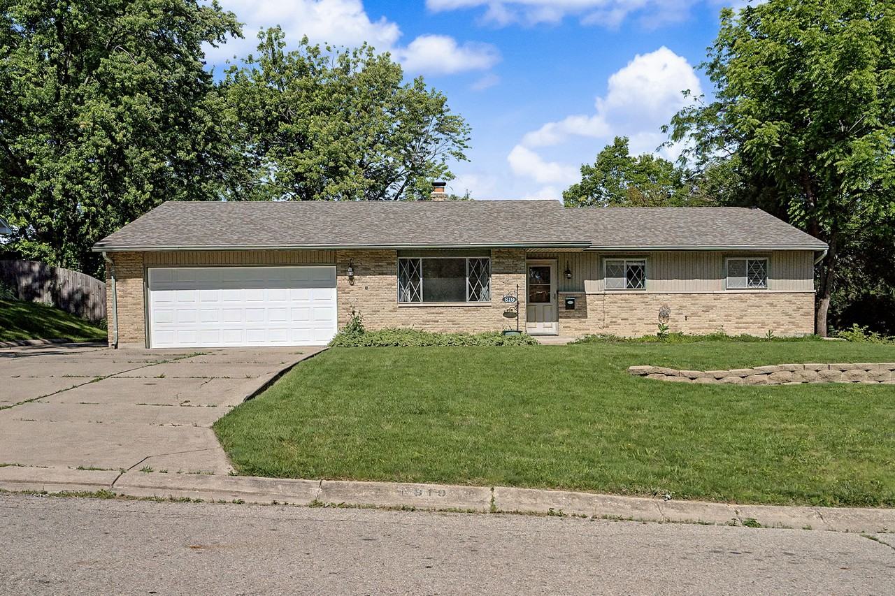 819 Gleneagle Dr #NA - Photo 2 of 34