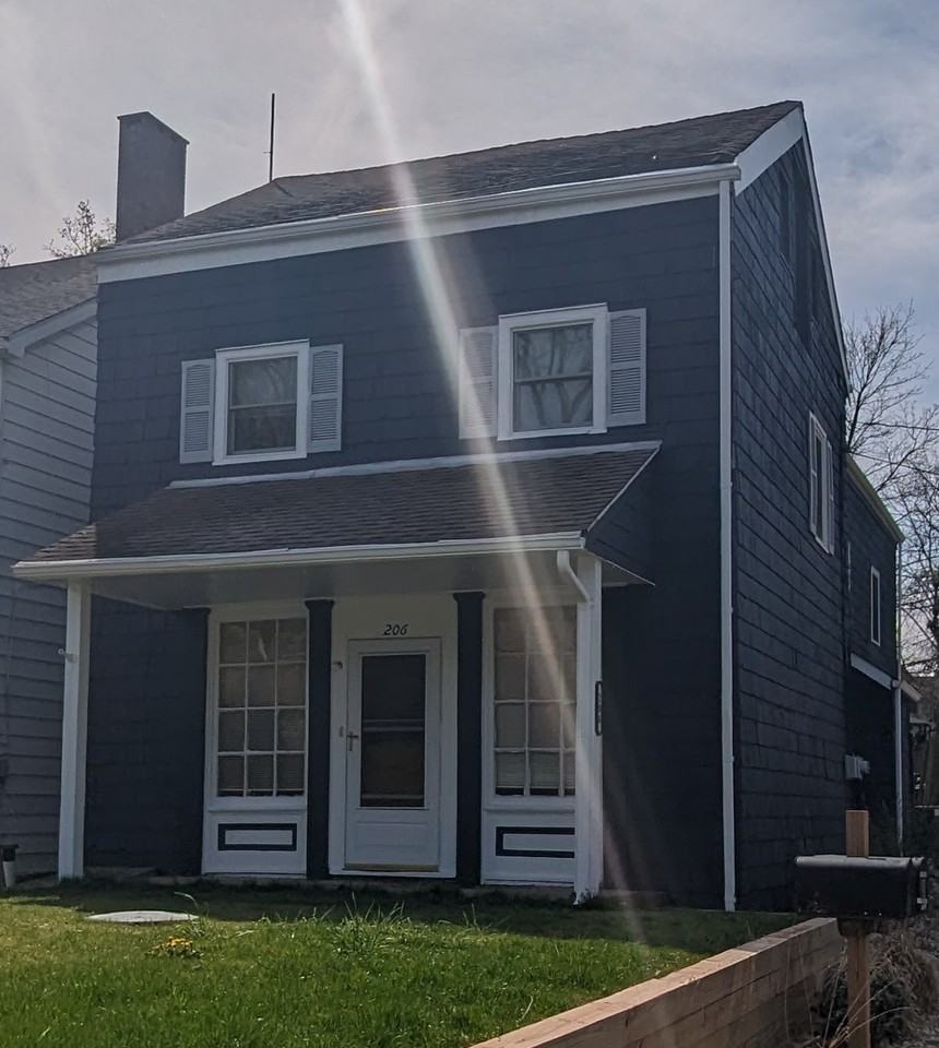 206 Ann St #A - Photo 2 of 19