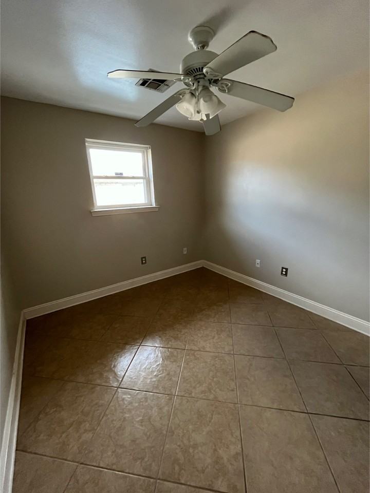 3606 Pakenham Dr #3606 - Photo 3 of 7