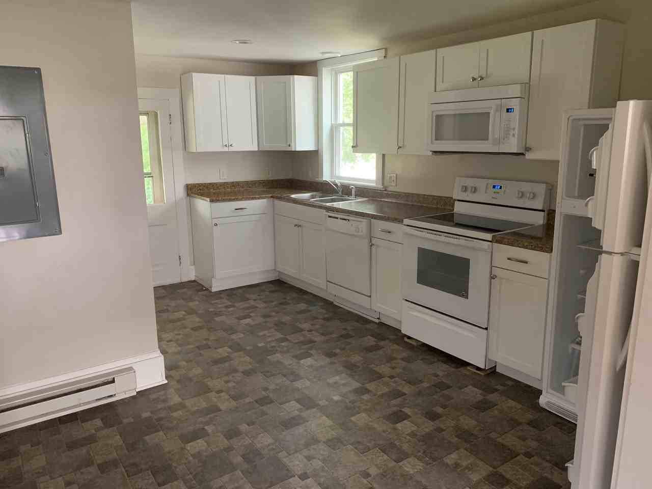 230 Chicago Ave #101 - Photo 3 of 7