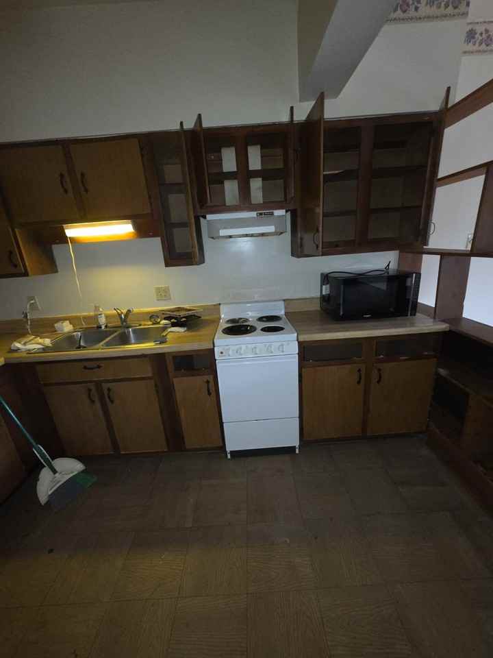 131 Cumberland St #2 - Photo 5 of 8