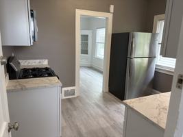 featured image of 1644 Warren Rd #2