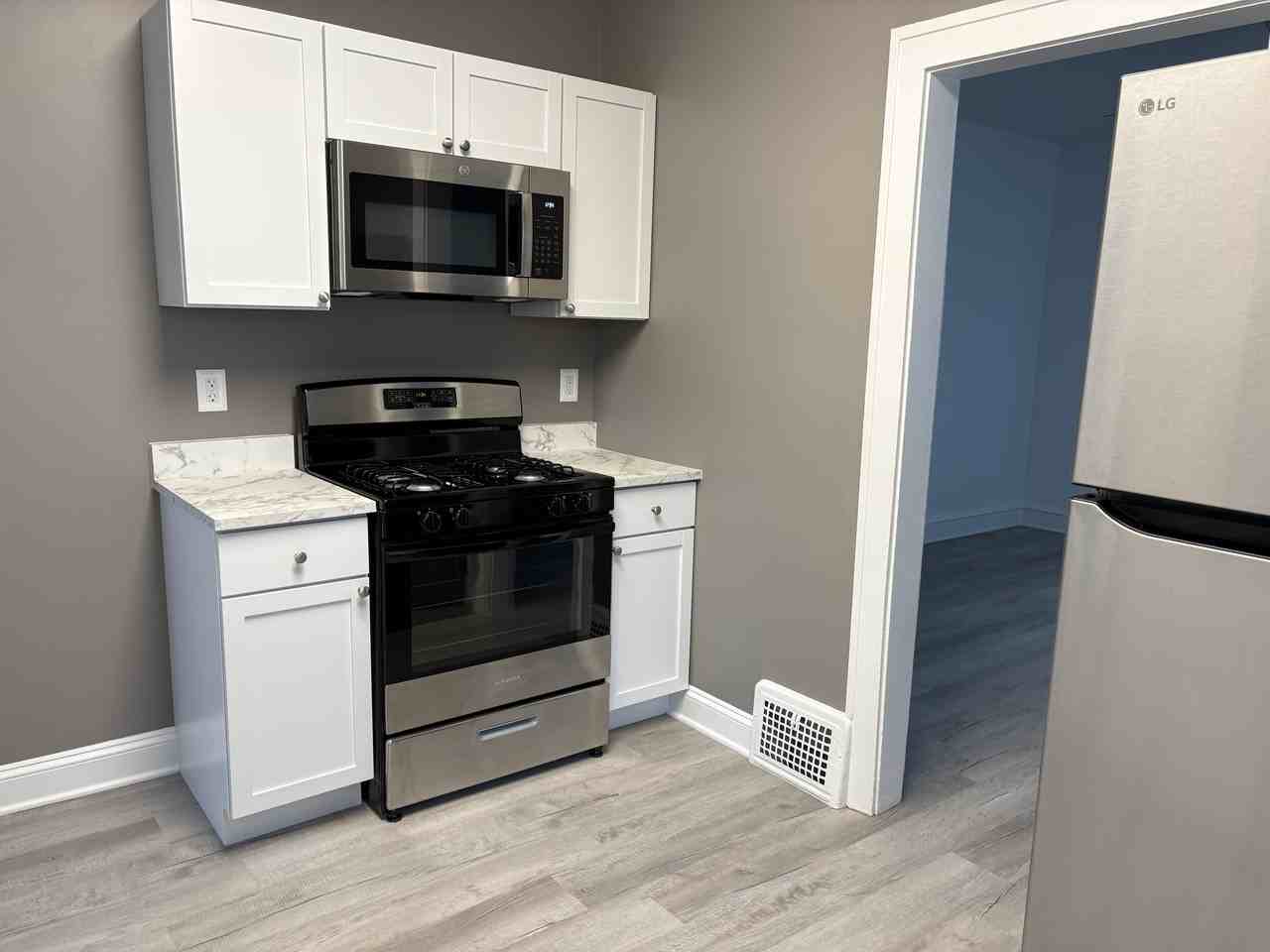 1644 Warren Rd #2 - Photo 3 of 8