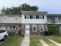 2603 Eisenhower Ct - Photo 1 of 1
