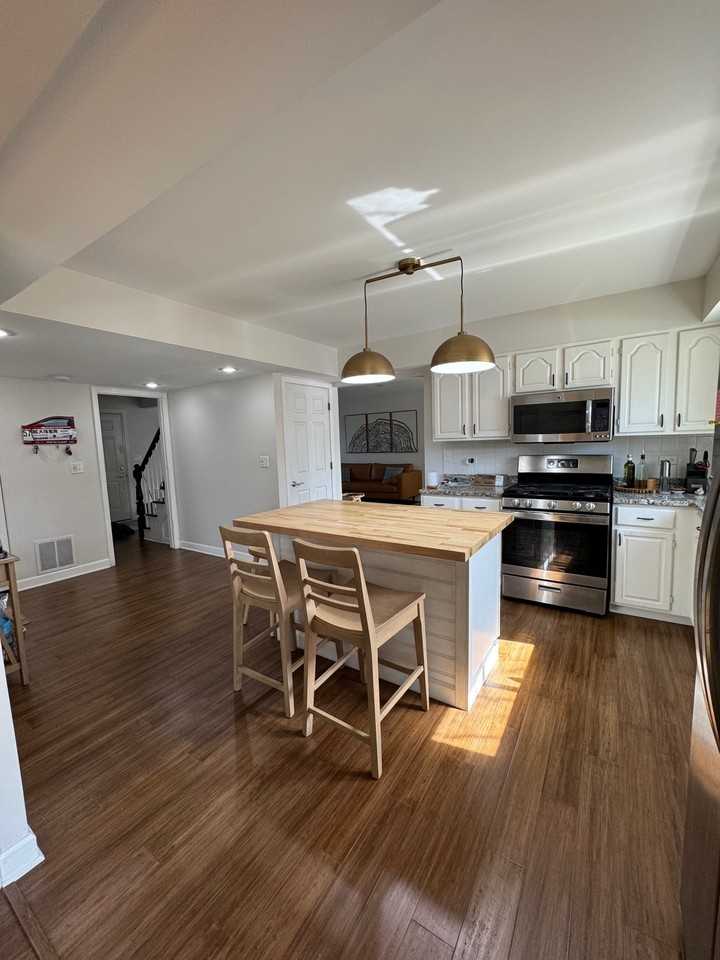 1305 Regent Dr #NA - Photo 6 of 19