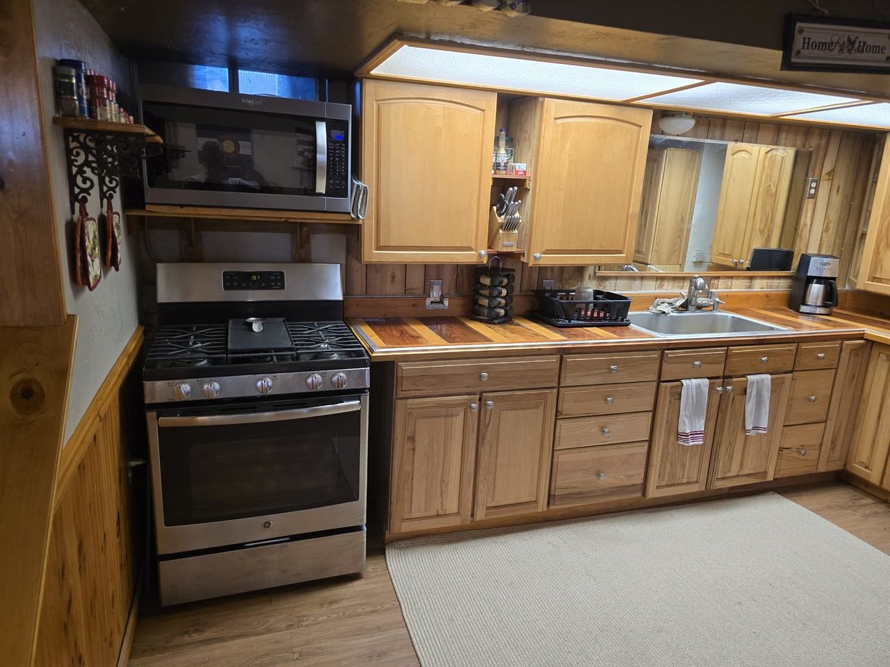 15861 Riverdale Rd #NA - Photo 3 of 18