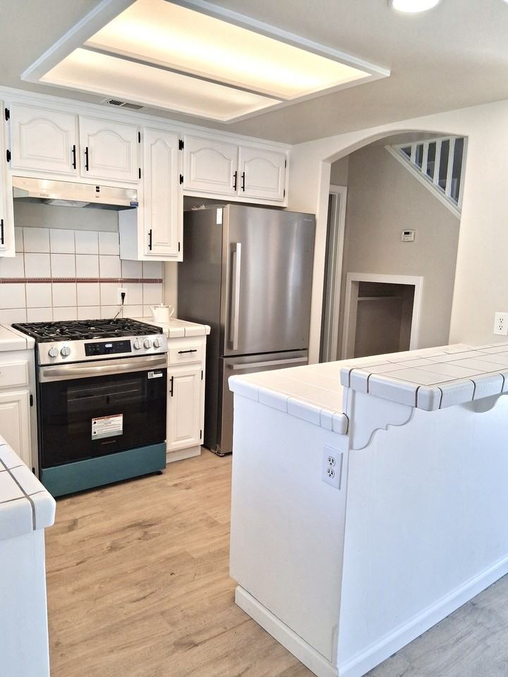 187 Washington St #187 - Photo 5 of 21