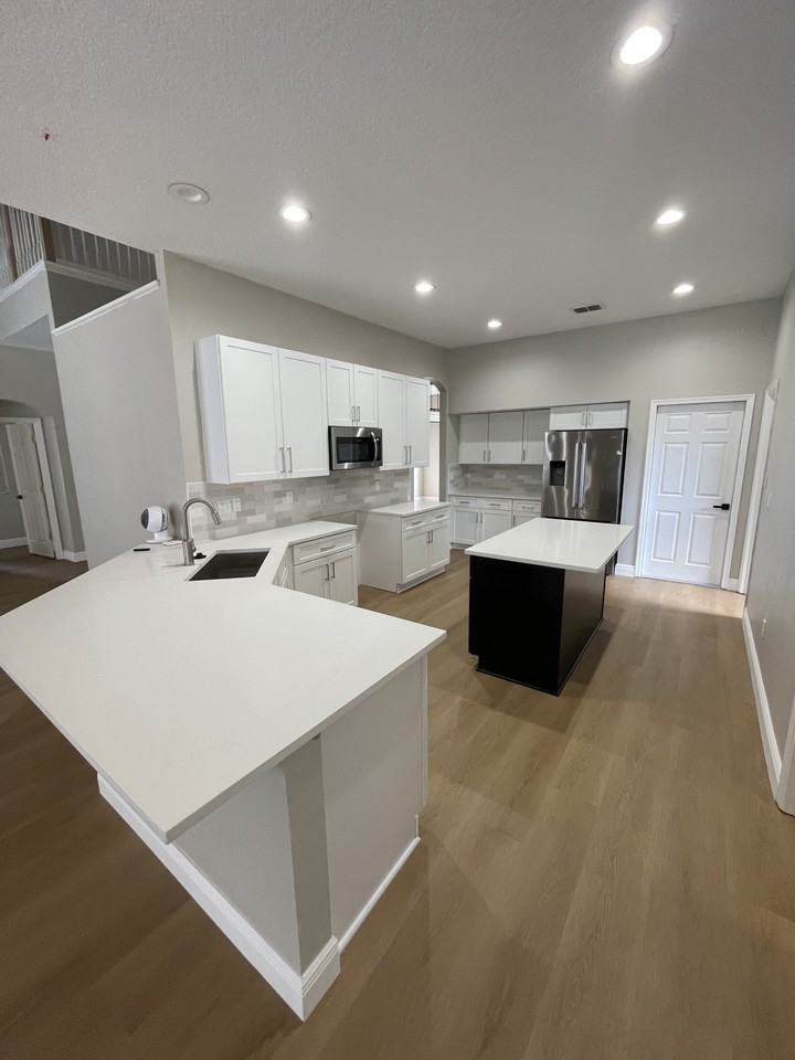 14007 Eylewood Dr #NA - Photo 3 of 20