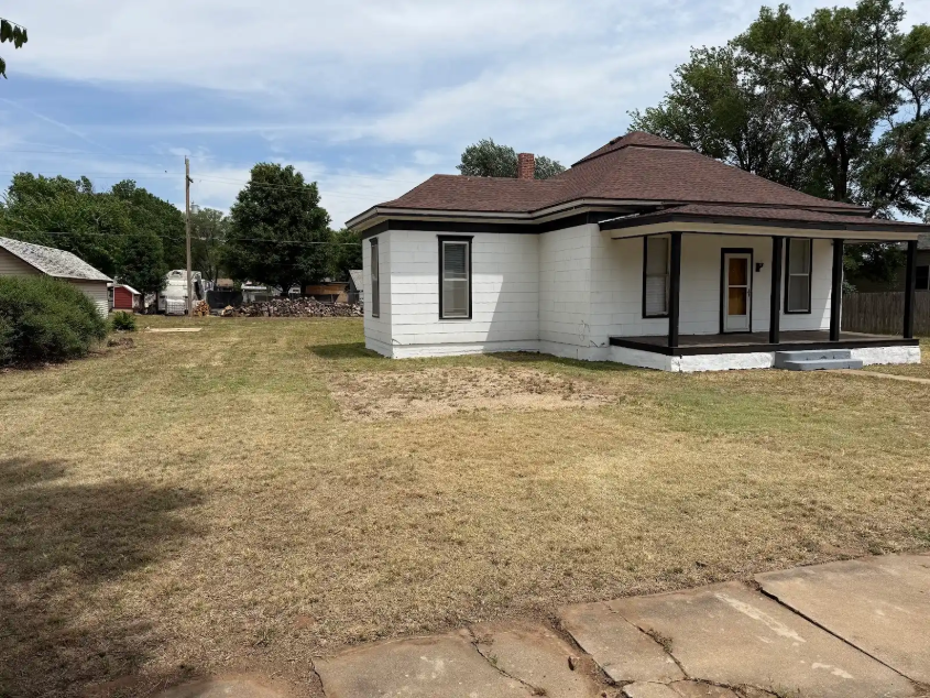 611 N Springfield Ave #NA - Photo 2 of 18