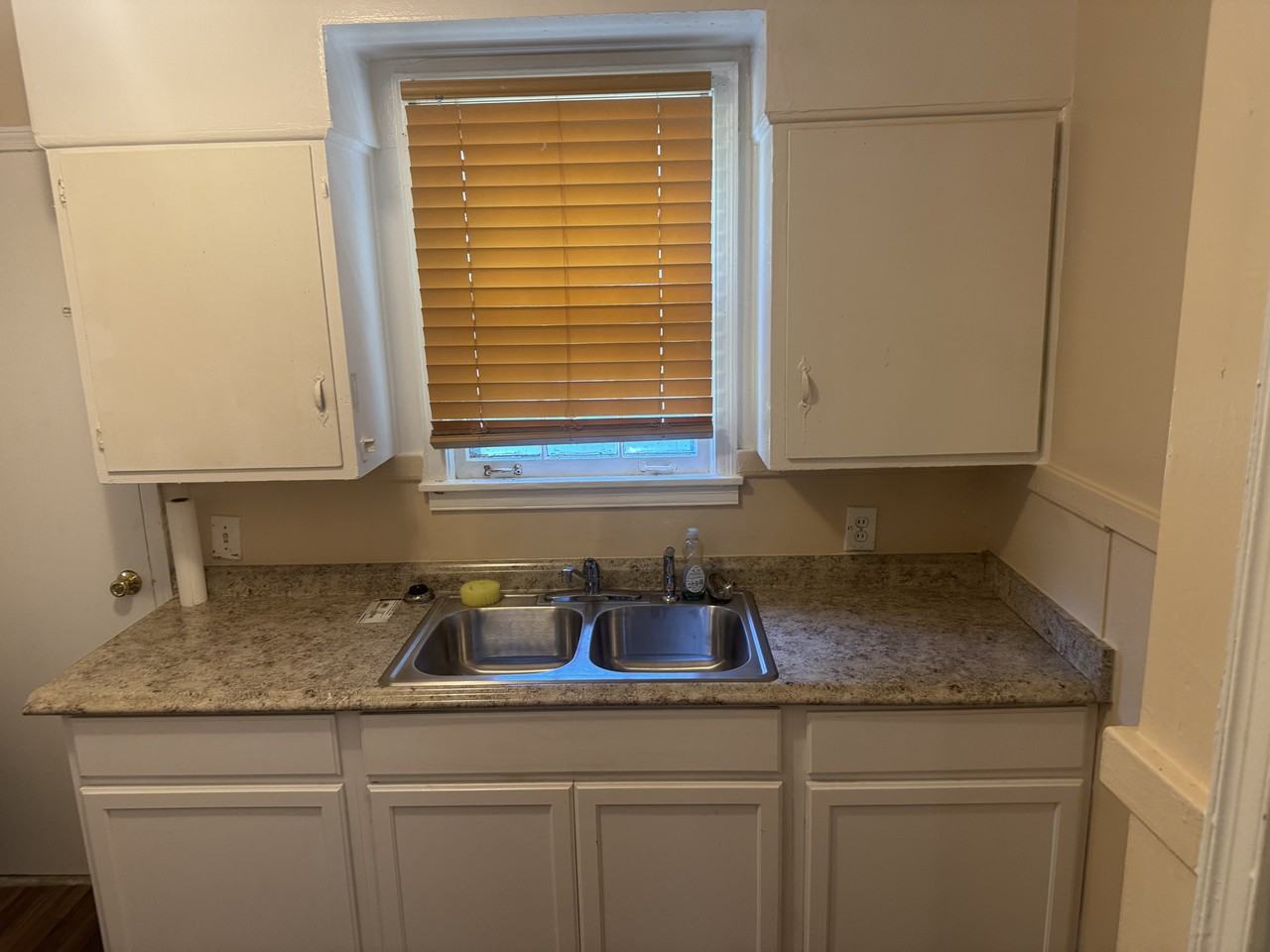 386 Fernwood Ave #NA - Photo 2 of 11