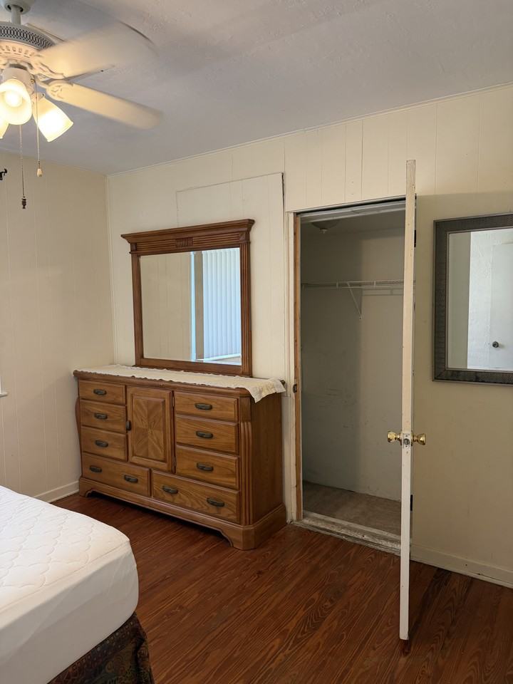 501 Frances Ter #D - Photo 2 of 24