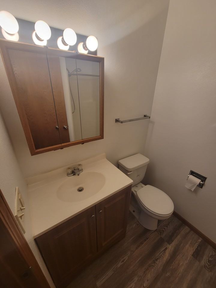 2222 32nd St S #18 - Photo 5 of 17