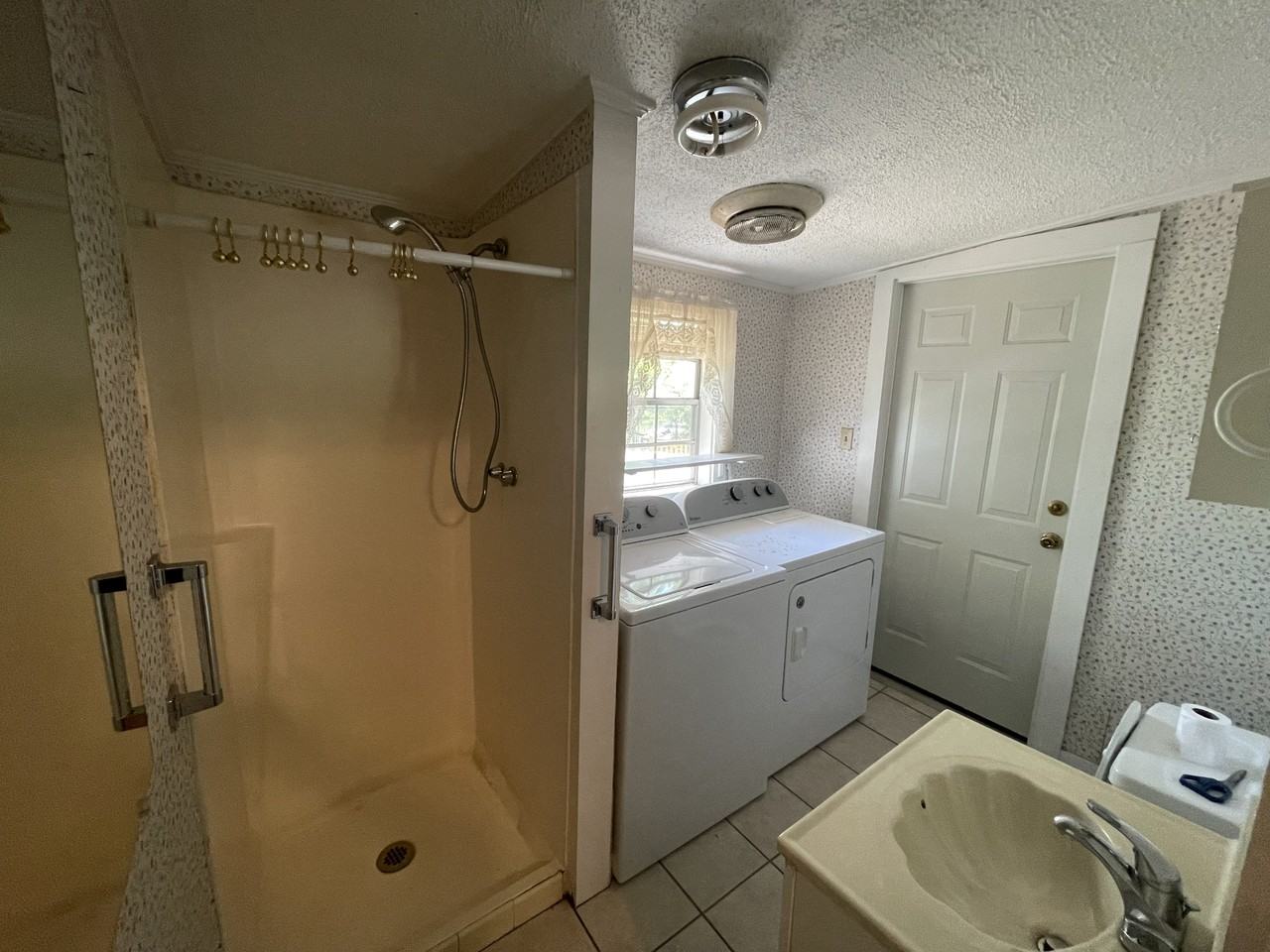 6534 Belwood Dr W #NA - Photo 5 of 16
