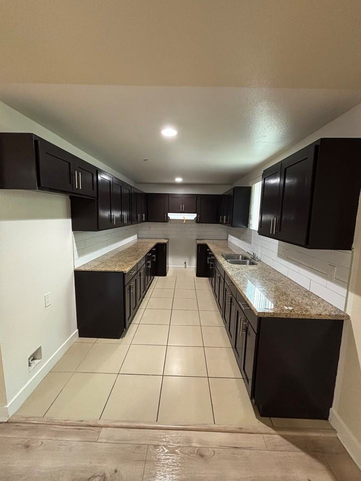 3908 Halldale Avenue - Photo 4 of 23