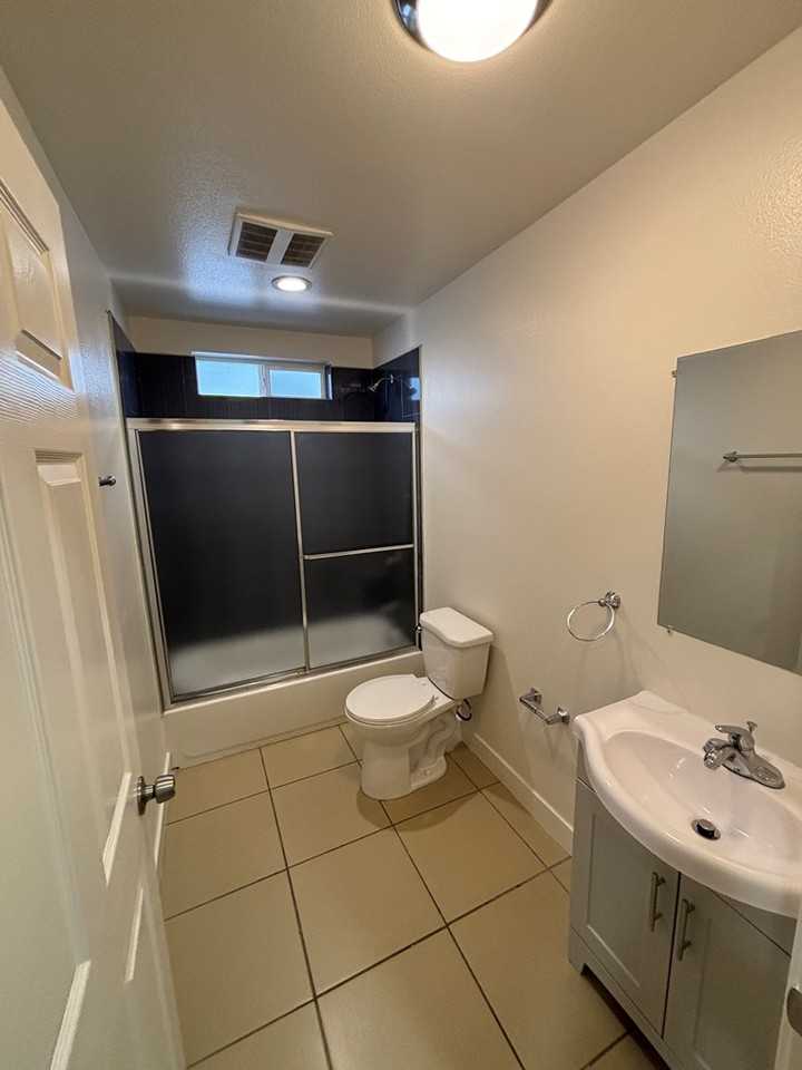 3908 Halldale Avenue - Photo 7 of 23