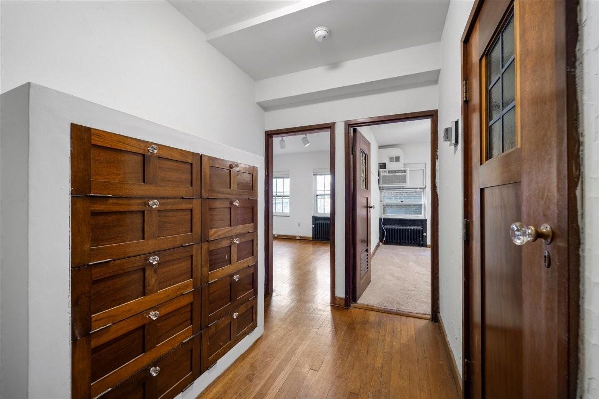 342 S Highland Ave #11B - Photo 3 of 17