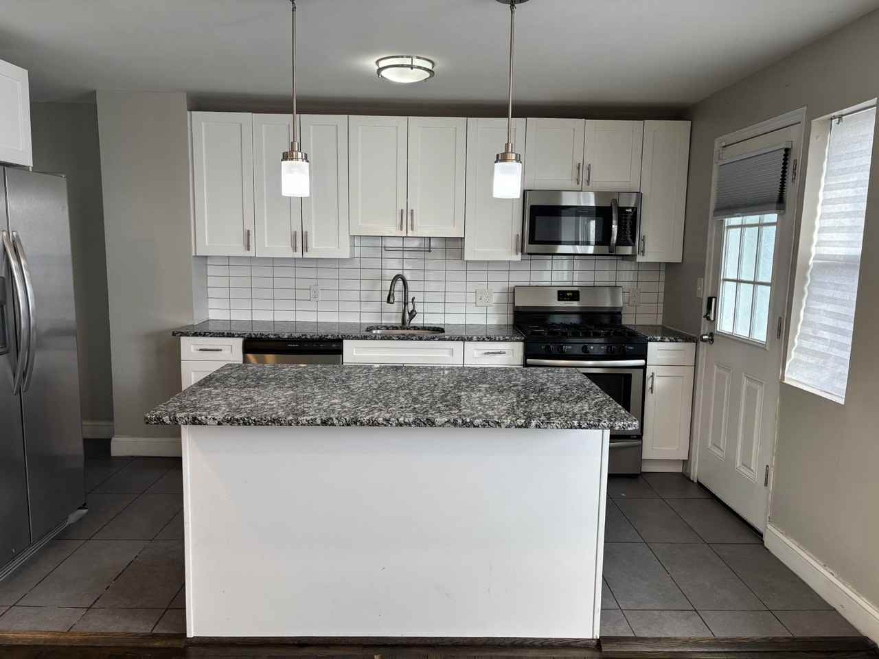 1915 Hillenwood Rd - Photo 6 of 21