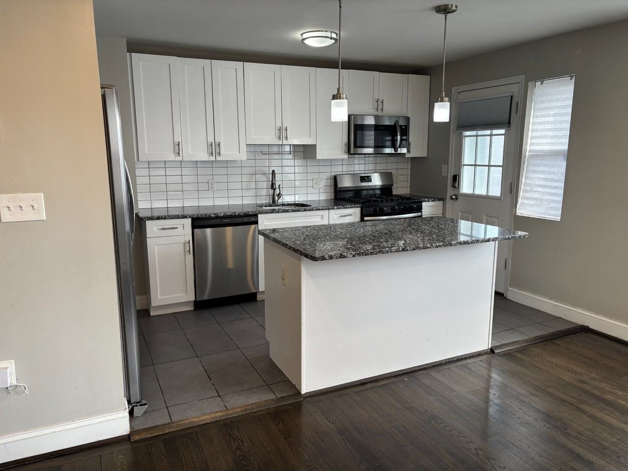 1915 Hillenwood Rd - Photo 7 of 21