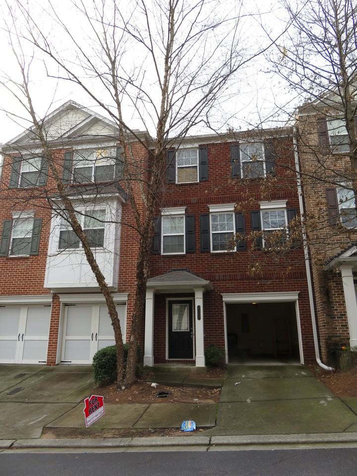 2217 Landing Walk Dr #2217