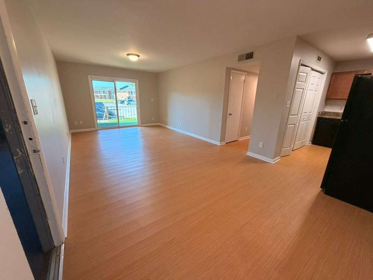 2831 N Ohenry Blvd - Photo 3 of 25