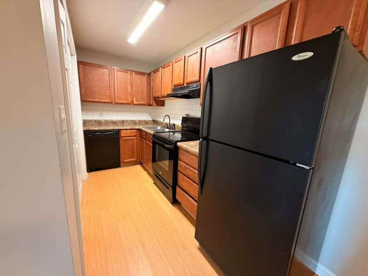 2831 N Ohenry Blvd - Photo 5 of 25