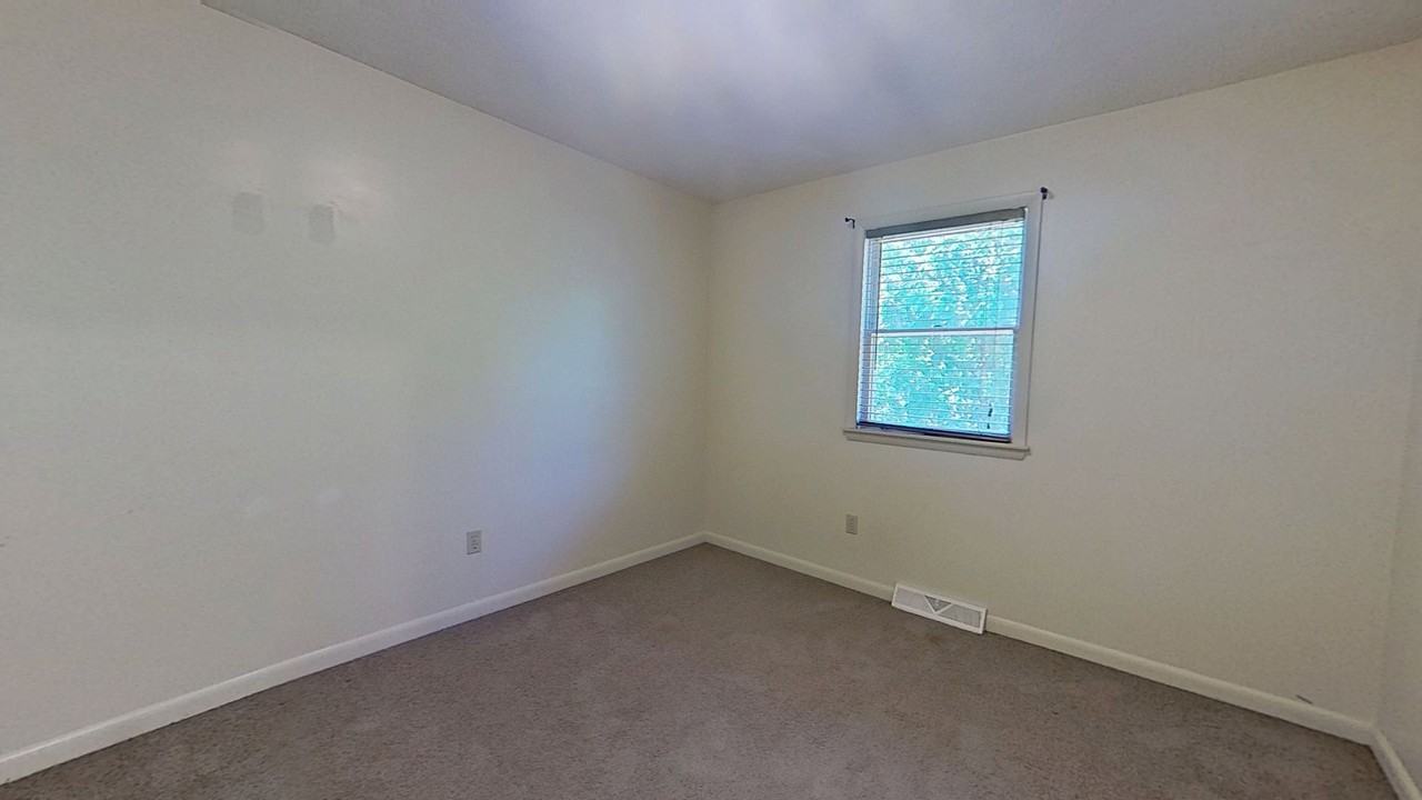 261 Ark Dr - Photo 5 of 6