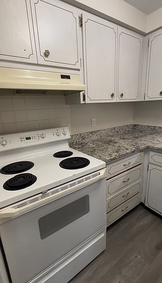 2167 Dart Avenue #7 - Photo 6 of 20