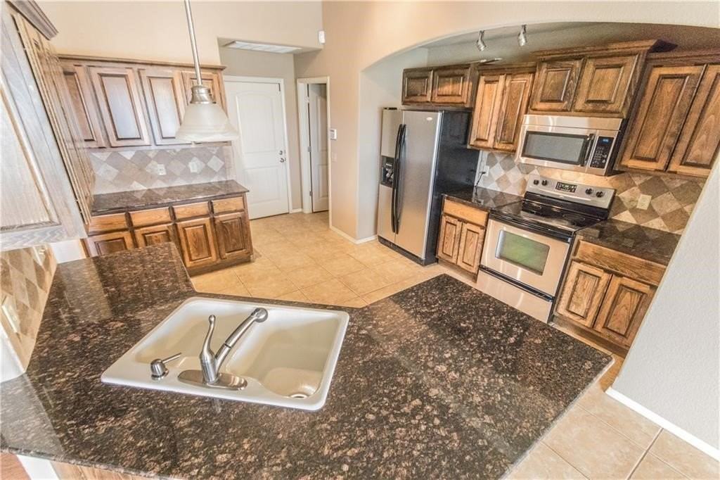 3007 Sw Gumleaf Rd - Photo 4 of 13