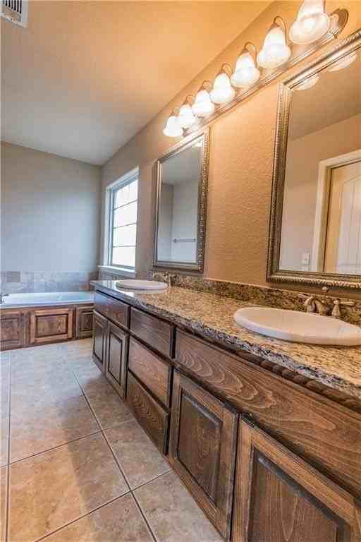 3007 Sw Gumleaf Rd - Photo 7 of 13