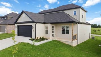 featured image of 930 Trestle Ln