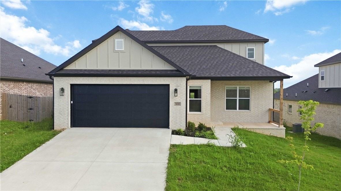 930 Trestle Ln - Photo 2 of 30