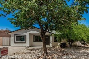 1008 W Watson Dr - Photo 1 of 1