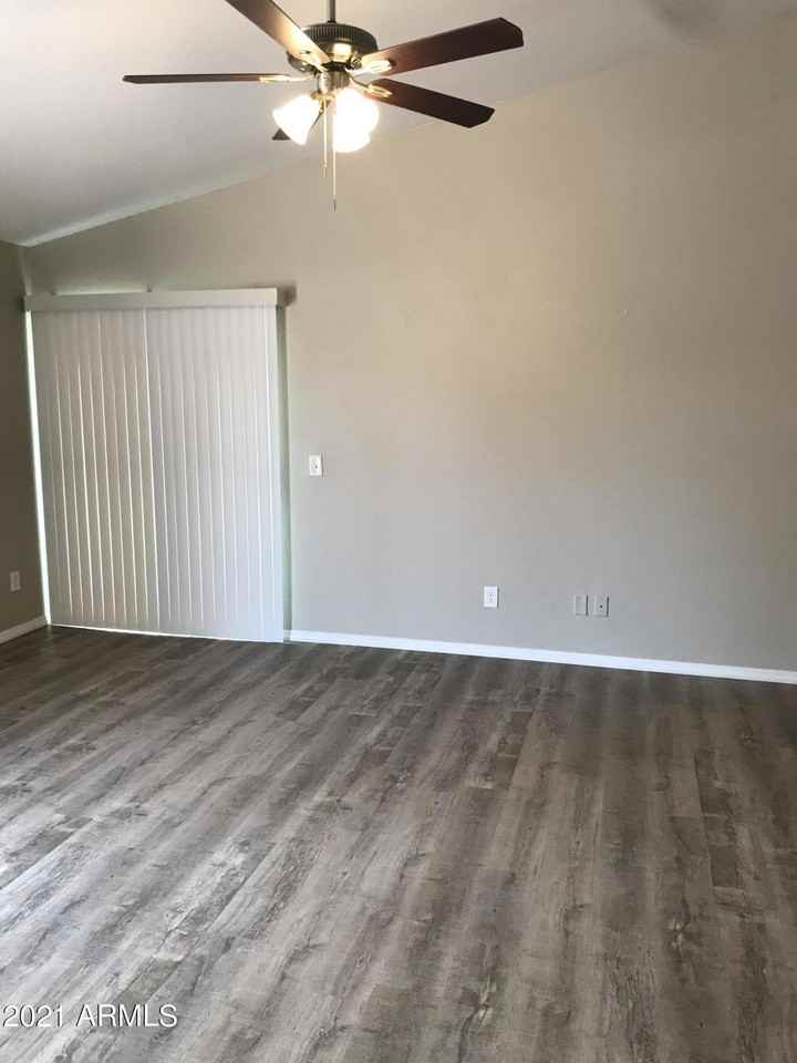 18871 N 75th Dr - Photo 5 of 13